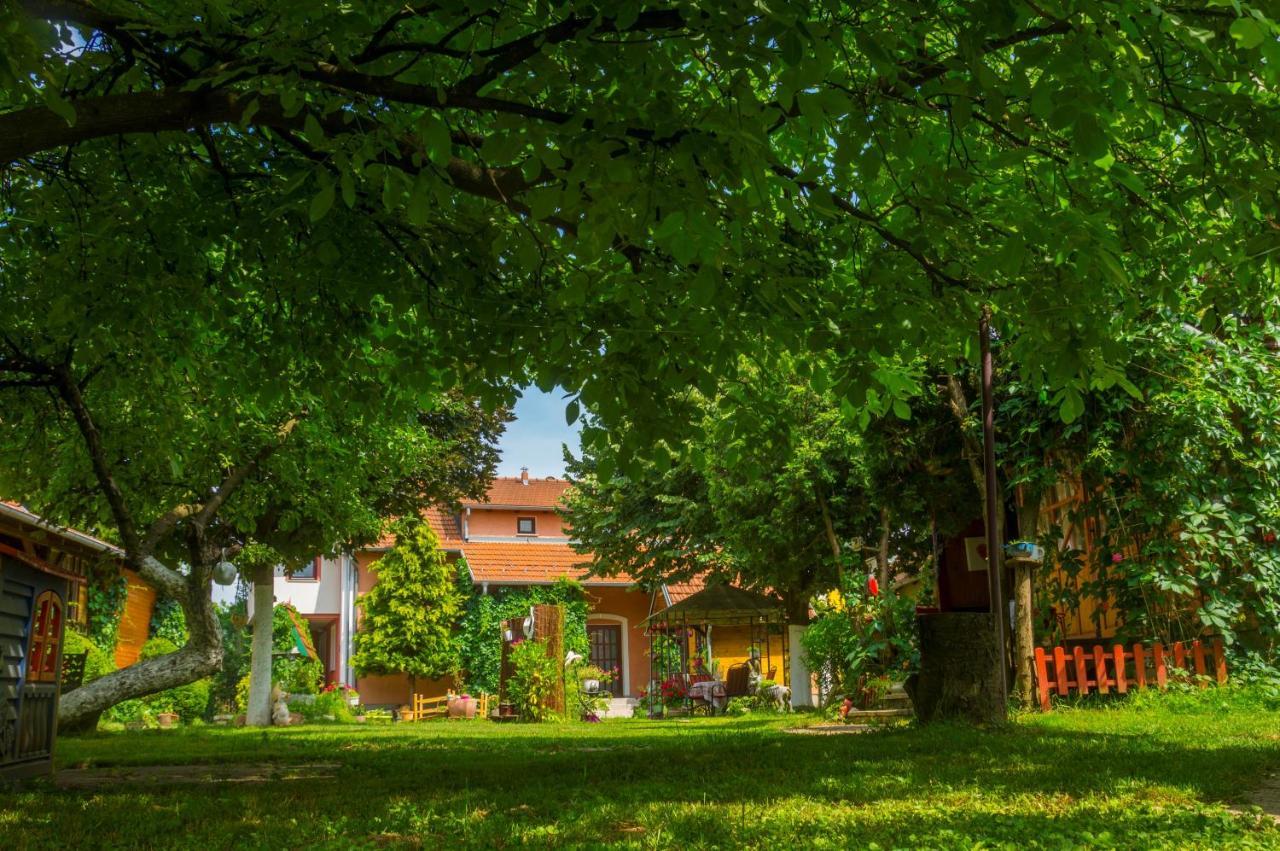 Apartments Suncani Zagreb Eksteriør billede